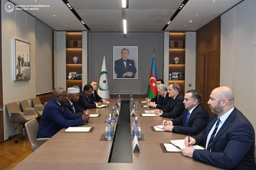 Ceyhun Bayramov İslam Əməkdaşlıq Təşkilatının Baş katibi ilə görüşdü
