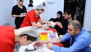 Naftalanda qanvermə aksiyasına qoşulmaq ənənə halına çevrilib  -   FOTOLAR — foto 6