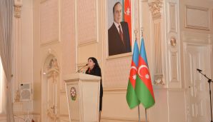 Abşeronda “Ümummilli Lider Heydər Əliyev və dövlət uşaq siyasəti” mövzusunda konfrans keçirilib -       FOTOLAR — foto 5