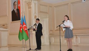Abşeronda “Ümummilli Lider Heydər Əliyev və dövlət uşaq siyasəti” mövzusunda konfrans keçirilib -       FOTOLAR — foto 12