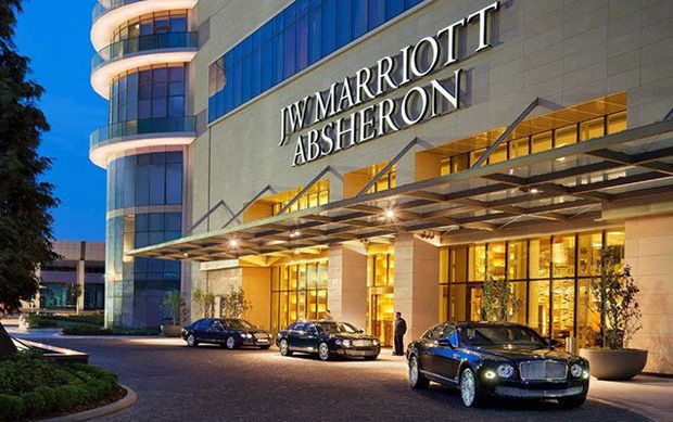 ABŞ Bakıdakı hotellərin birində Azərbaycandakı agentura şəbəkəsi ilə görüşəcək -       FOTO