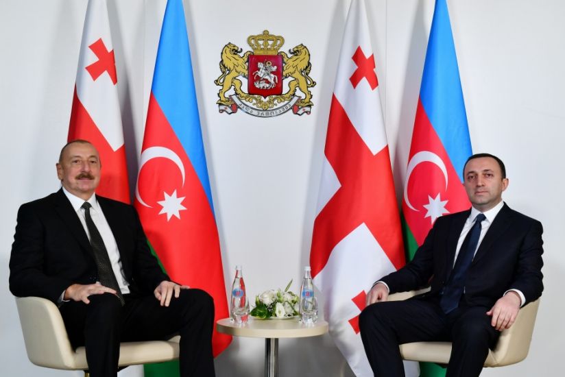 Azərbaycan Prezidenti İlham Əliyevin Gürcüstanın Baş naziri İrakli Qaribaşvili ilə təkbətək görüşü olub -   YENİLƏNDİ