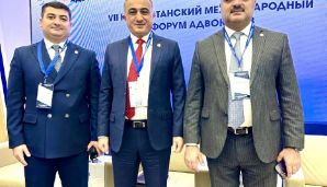 Vəkillər Kollegiyasının nümayəndə heyəti Qazaxıstanda keçirilən VII Beynəlxalq Vəkillər Forumunda iştirak edib — foto 12