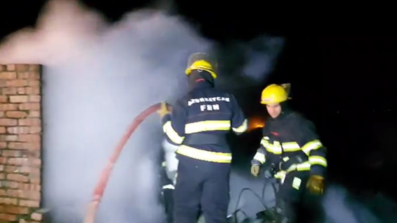 Ata xilas olsa da, övladları və xanımını itirdi... -     Yanğının təfərrüatı