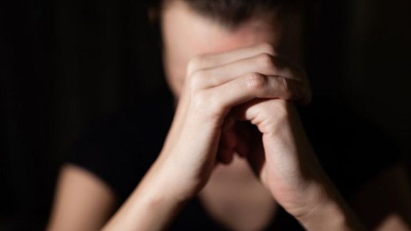 Sumqayıtda dəmiryolunda 72 yaşlı qadın oğurluq etməkdə şübhəli bilinir