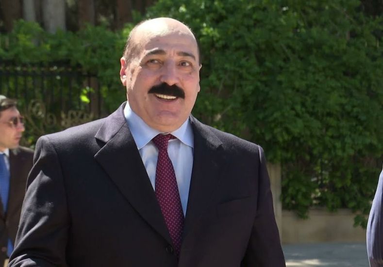 Şəmsi Səmədzadə ilə bağlı sensasion yazı