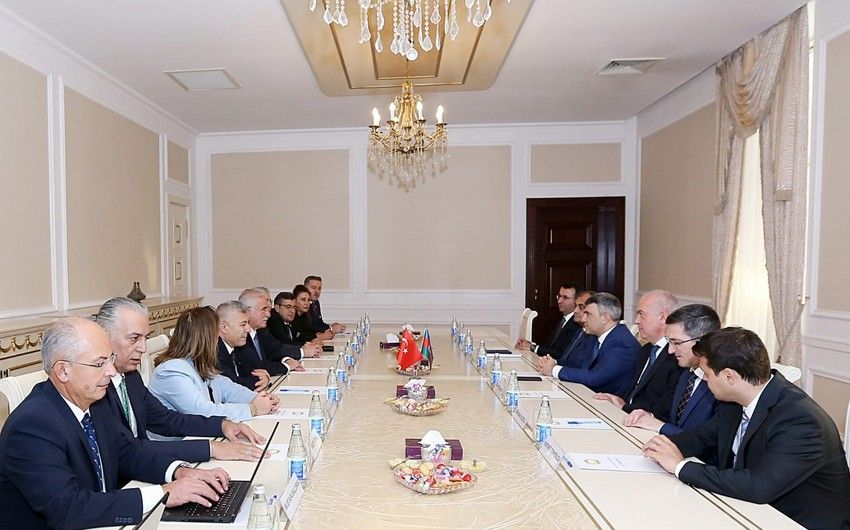 Azərbaycan və Türkiyə arasında məhkəmə-hüquq sahəsində əməkdaşlığın gücləndirilməsi müzakirə olunub