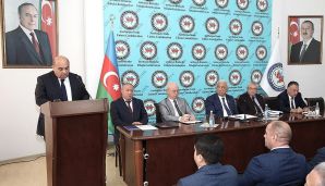 AHİK-də Müstəqilliyin Bərpası Günü münasibətilə tədbir keçirilib -      FOTOLAR — foto 3
