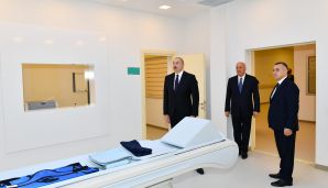 Sumqayıtda 2 saylı şəhər xəstəxanasının yeni binasının açılışı olub — foto 1