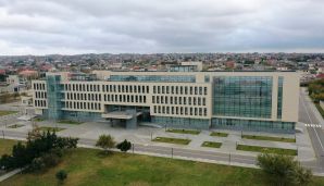 Sumqayıtda 2 saylı şəhər xəstəxanasının yeni binasının açılışı olub — foto 7