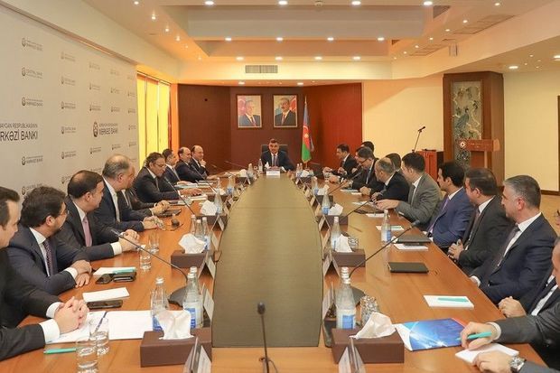 Taleh Kazımov bank rəhbərləri ilə görüşdü -     FOTO
