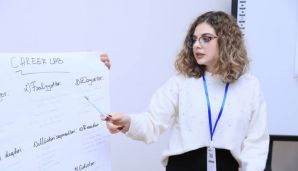 "Təhsilin inkişafı istiqamətində innovativ tədqiqat təşəbbüsləri" layihəsi çərçivəsində regionlarda keçirilən təlimlər başa çatıb -  FOTOLAR — foto 3