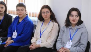 "Təhsilin inkişafı istiqamətində innovativ tədqiqat təşəbbüsləri" layihəsi çərçivəsində regionlarda keçirilən təlimlər başa çatıb -  FOTOLAR — foto 8