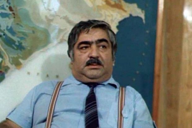 Xoşbəxt sənətkar, bədbəxt ailə başçısı