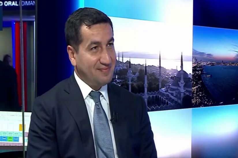 Hikmət Hacıyev: “Türkiyə-İsrail əlaqələrini üçtərəfli formatda inkişaf etdirməkdən şad olardıq”