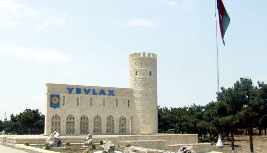 Ötən gecə Yevlaxda nə baş verib?