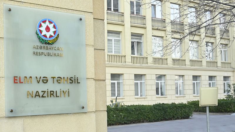 Keçmiş müdirlə nazirlik arasında qalmaqal -     Ruhəngiz Qurbanova məhkəmədən nə tələb edir?