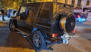 Bakıda "Galendewagen"in iştirakı ilə üç maşın toqquşub, xəsarət alan var — foto 4