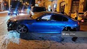 Bakıda "Galendewagen"in iştirakı ilə üç maşın toqquşub, xəsarət alan var — foto 5