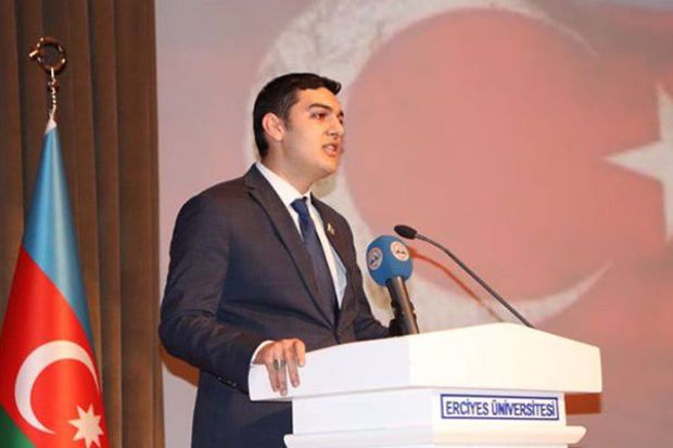 Əlixan Məhərrəmli tələbə qız və anasından 68 min manat tələb edibmiş