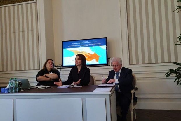 Səfir xarici jurnalistləri Qarabağdakı lokal antiterror tədbirləri ilə bağlı məlumatlandırdı