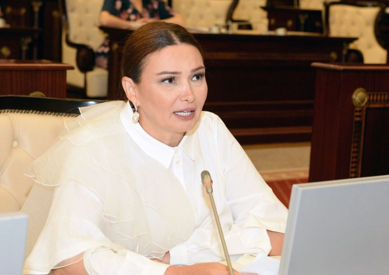 Qənirə Paşayeva vəfat etdi