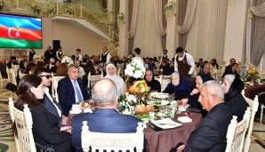 Abşeron rayonunda iftar süfrəsi açılıb -     FOTOLAR — foto 10