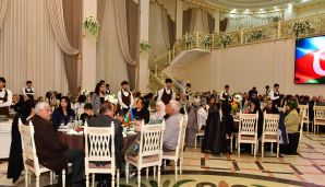 Abşeron rayonunda iftar süfrəsi açılıb -     FOTOLAR — foto 8