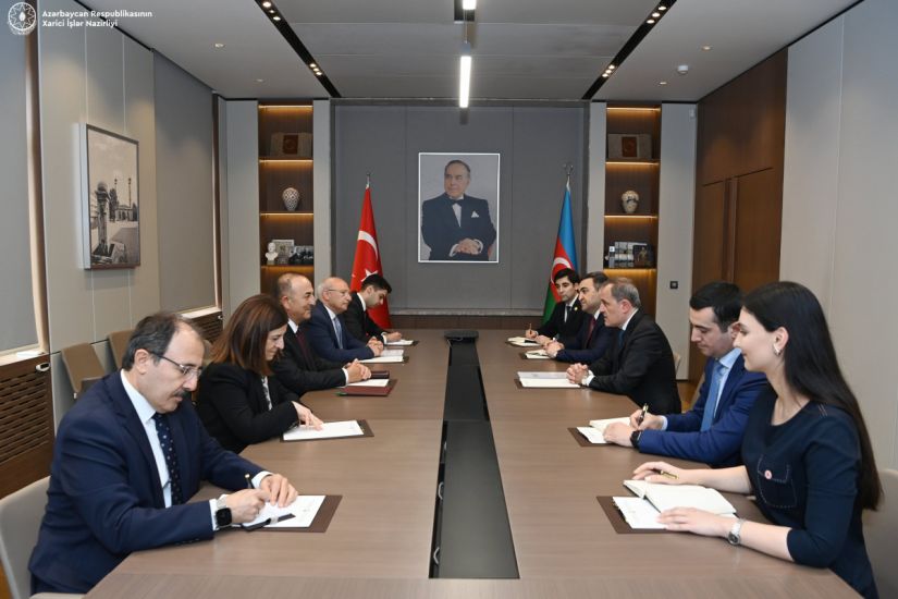 Ceyhun Bayramov Mövlud Çavuşoğlu ilə görüşdü