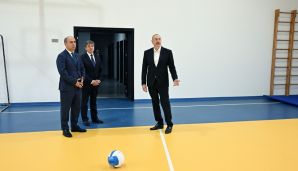 Qəbələnin Bum qəsəbəsində tam orta məktəbin yeni binası istifadəyə verilib -   FOTO - YENİLƏNDİ — foto 7
