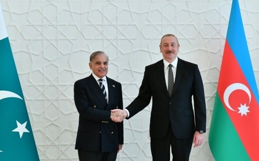 Şahbaz Şərif Prezident İlham Əliyevi təbrik etdi