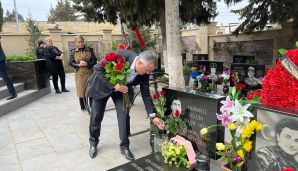 Abşeron rayonunda Ramazan bayramında şəhidlərimiz ziyarət edilib -       FOTOLAR — foto 14