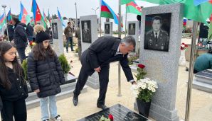 Abşeron rayonunda Ramazan bayramında şəhidlərimiz ziyarət edilib -       FOTOLAR — foto 12