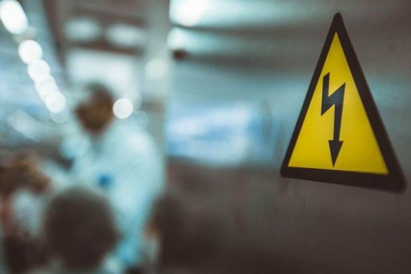 İmişlidə iki məktəblini elektrik cərəyanın vuraraq öldürüb