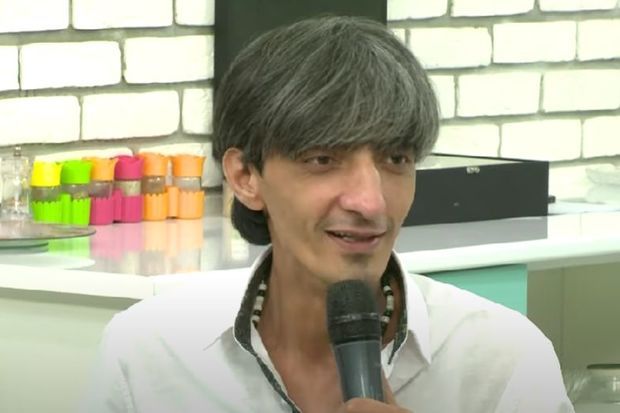 "Rəşad olmadığı üçün meyxanada səliqə-səhman pozulub"