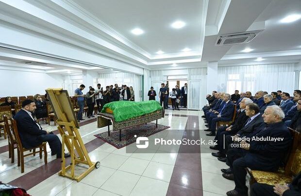 "Dünəndən paltarlarını hazırlamışdı, qismət olmadı" - Hadı Rəcəblinin qızı