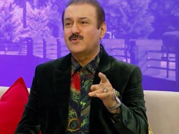 Oğlu Cavanşir Məmmədovun məzarı önündə göz yaşı tökdü -     VİDEO