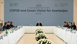 Prezident ADA Universitetində “COP29 və Azərbaycan üçün Yaşıl Baxış” beynəlxalq forumunda iştirak edib -   VİDEO - FOTO - YENİLƏNDİ - 3 — foto 4