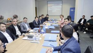 “Küçə mühitində olan uşaqlarla iş sahəsində aidiyyəti qurumlar arasında fəaliyyət mexanizminin inkişafı” layihəsinə cəlb olunmuş sosial işçilər üçün təlimlər keçirilib -   FOTOLAR — foto 1