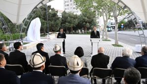 İlham Əliyev və Sadır Japarov Bakıda Çingiz Aytmatovun abidəsinin açılış mərasimində iştirak ediblər -     YENİLƏNDİ — foto 3