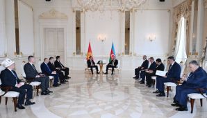 Azərbaycan və Qırğızıstan prezidentlərinin məhdud tərkibdə görüşü olub -     FOTO - YENİLƏNDİ — foto 1