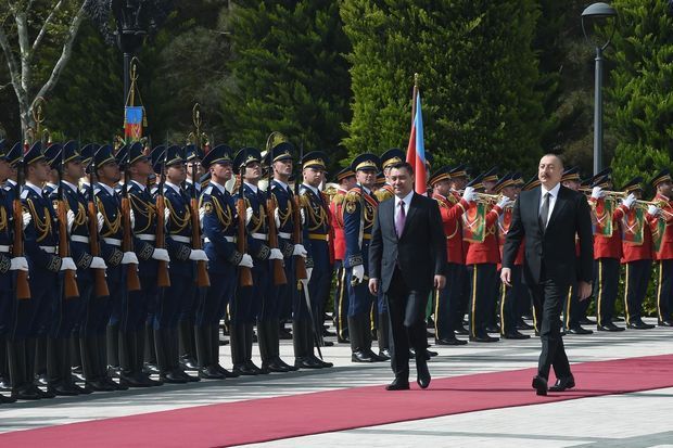 Qırğızıstan Prezidentinin rəsmi qarşılanma mərasimi olub