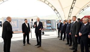Azərbaycan və Qırğızıstan prezidentləri Ağdamın Xıdırlı kənd tam orta məktəbinin təməlqoyma mərasimində iştirak ediblər -   FOTO - YENİLƏNDİ — foto 7