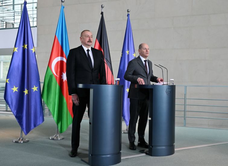 Azərbaycan Prezidenti İlham Əliyev və Almaniyanın Kansleri Olaf Şolts birgə mətbuat konfransı keçiriblər -   FOTOLAR - YENİLƏNDİ - 2