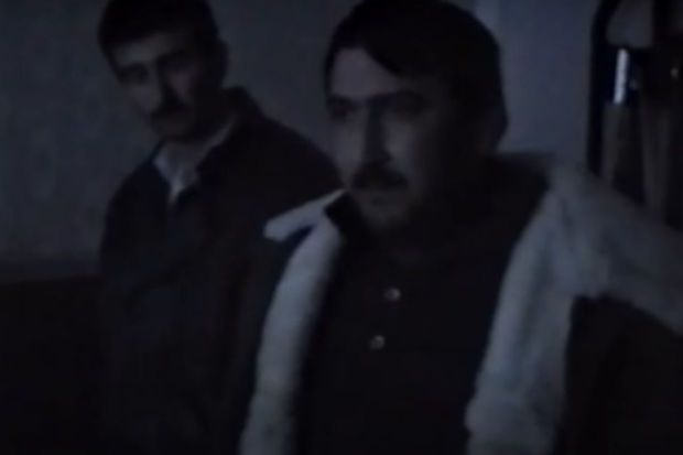 Azərbaycanda sabiq polis oğurladığı əşyaları sevgilisinə satdırırmış - VİDEO