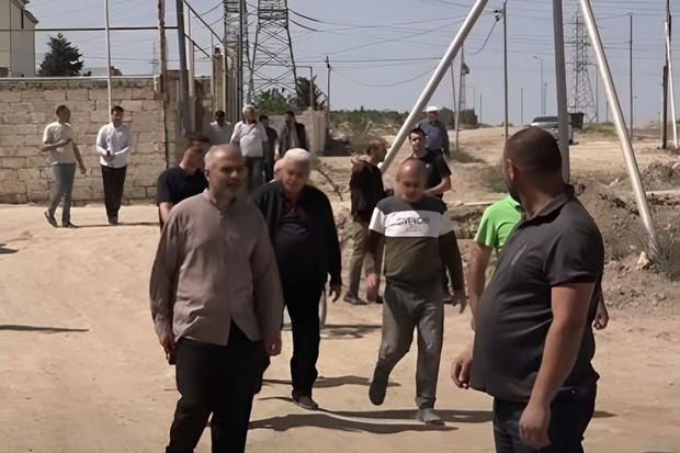 Qəsəbə sakinləri: “13 ildir kanalizasiya problemi həll olunmur” -     VİDEO