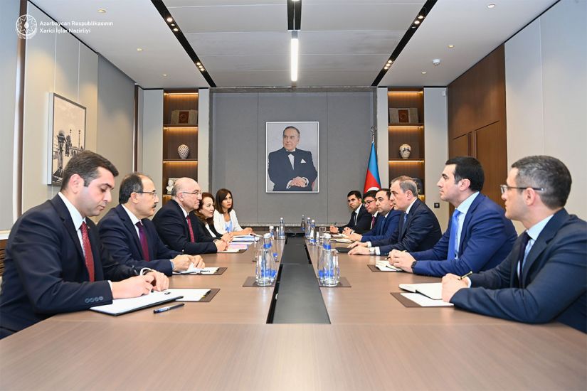 Ceyhun Bayramov Türkiyə XİN-in Şərqi Avropa və Cənubi Qafqaz Baş İdarəsinin rəisini qəbul etdi