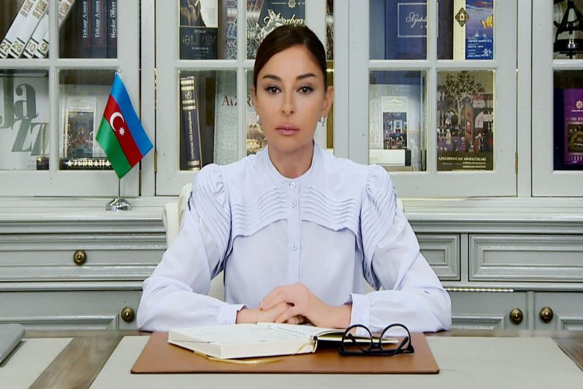 Mehriban Əliyeva Paralimpiya Oyunlarında bürünc medal qazanan Vəli İsrafilovu təbrik etdi