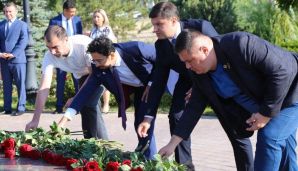 Azərbaycan nümayəndə heyəti Həştərxanda keçirilən IX Xəzər Media Forumunda iştirak edir -   FOTO — foto 2