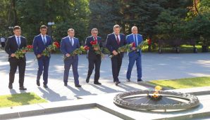Azərbaycan nümayəndə heyəti Həştərxanda keçirilən IX Xəzər Media Forumunda iştirak edir -   FOTO — foto 4